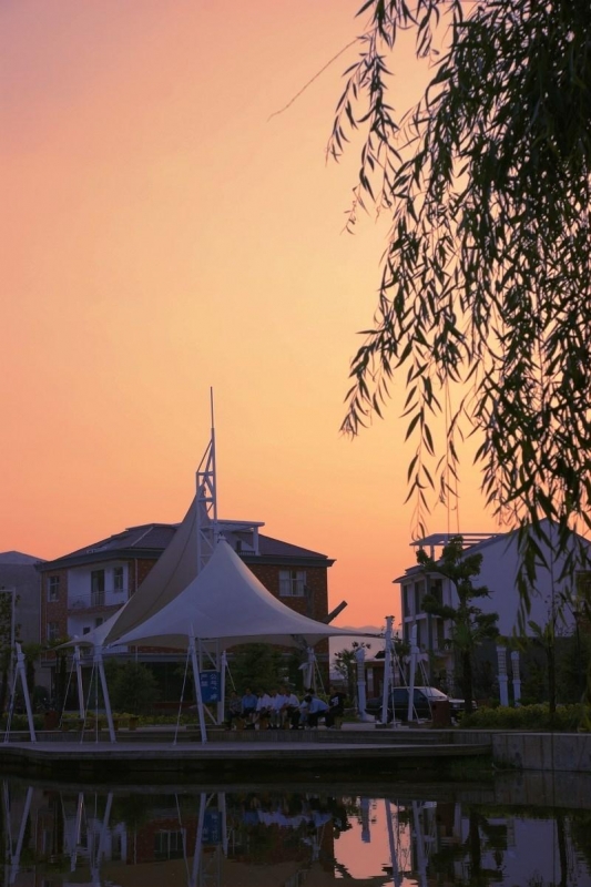 nEO_IMG_夕阳红.jpg