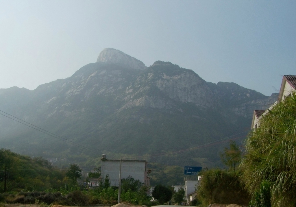 100_3951-2.jpg